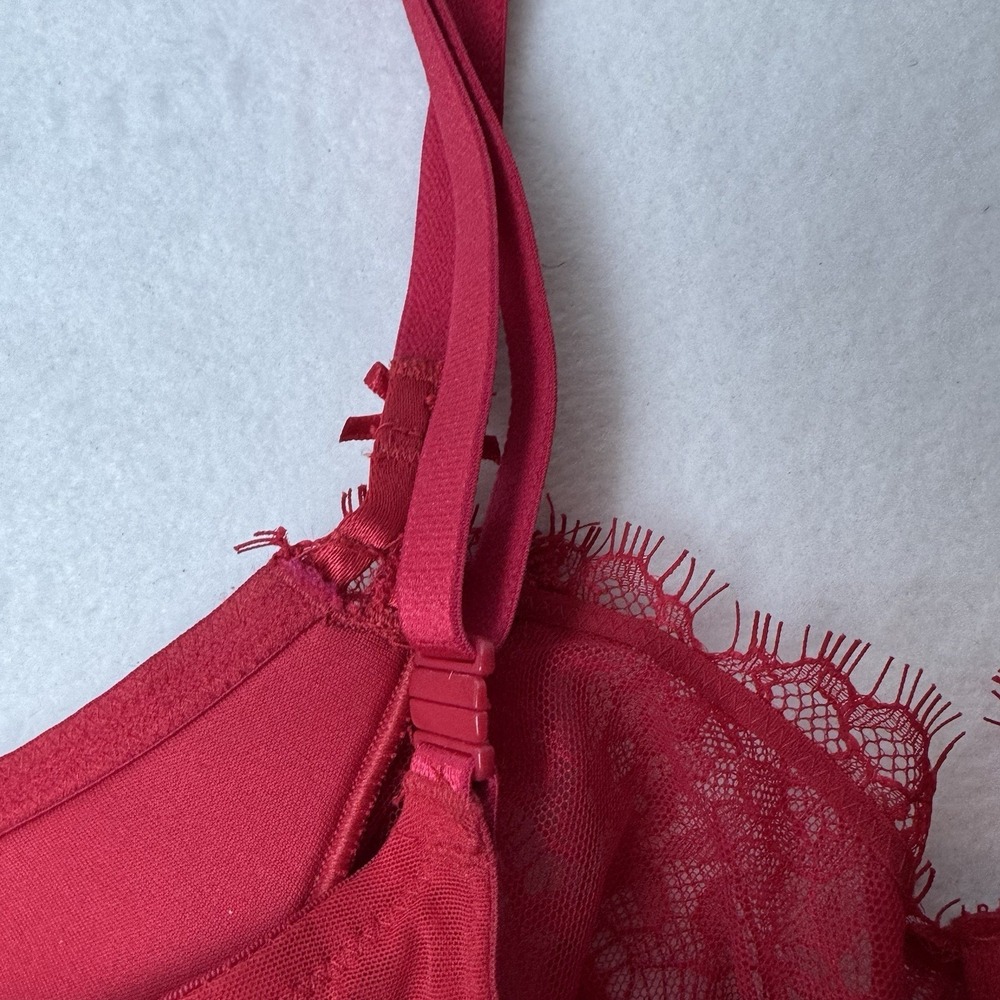 Victoria's Secret Dream Angels Push Up Without Padding Red Lace 36D Adjustable - Picture 7 of 10